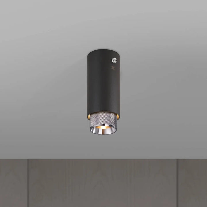 Spot en saillie Exhaust à gravure quadrillée Graphite, détails en acier #couleur_argent
