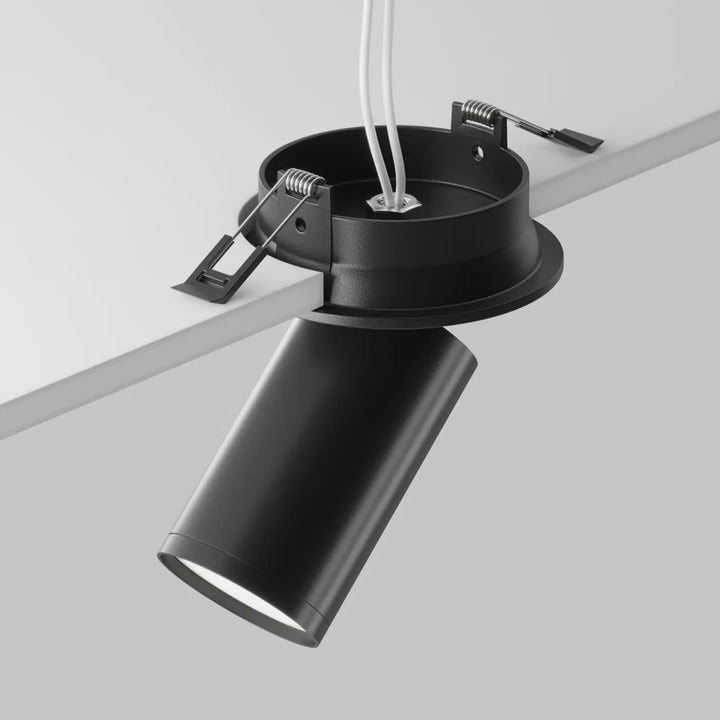 Spot semi-encastré focus noire avec tête orientable et ampoule gu10 design cylindrique mat