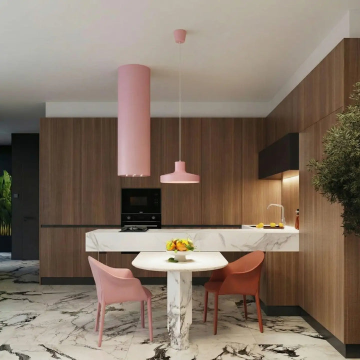 Suspension Luminaire rose dans un intérieur contemporain