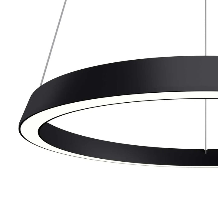 Détail du diffuseur de la suspension Circular noire #couleur_noir