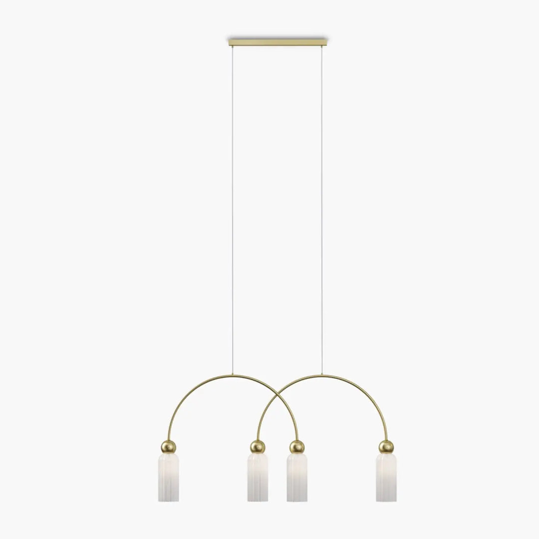 Suspension luminaire antic linéaire en laiton moderne avec quatre abat-jours en verre strié pour salle à manger