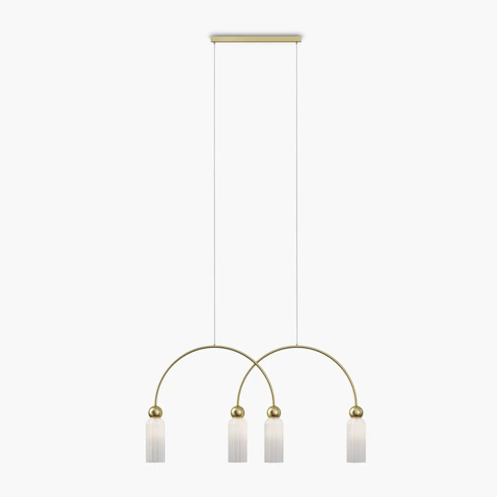 Suspension luminaire antic linéaire en laiton moderne avec quatre abat-jours en verre strié pour salle à manger