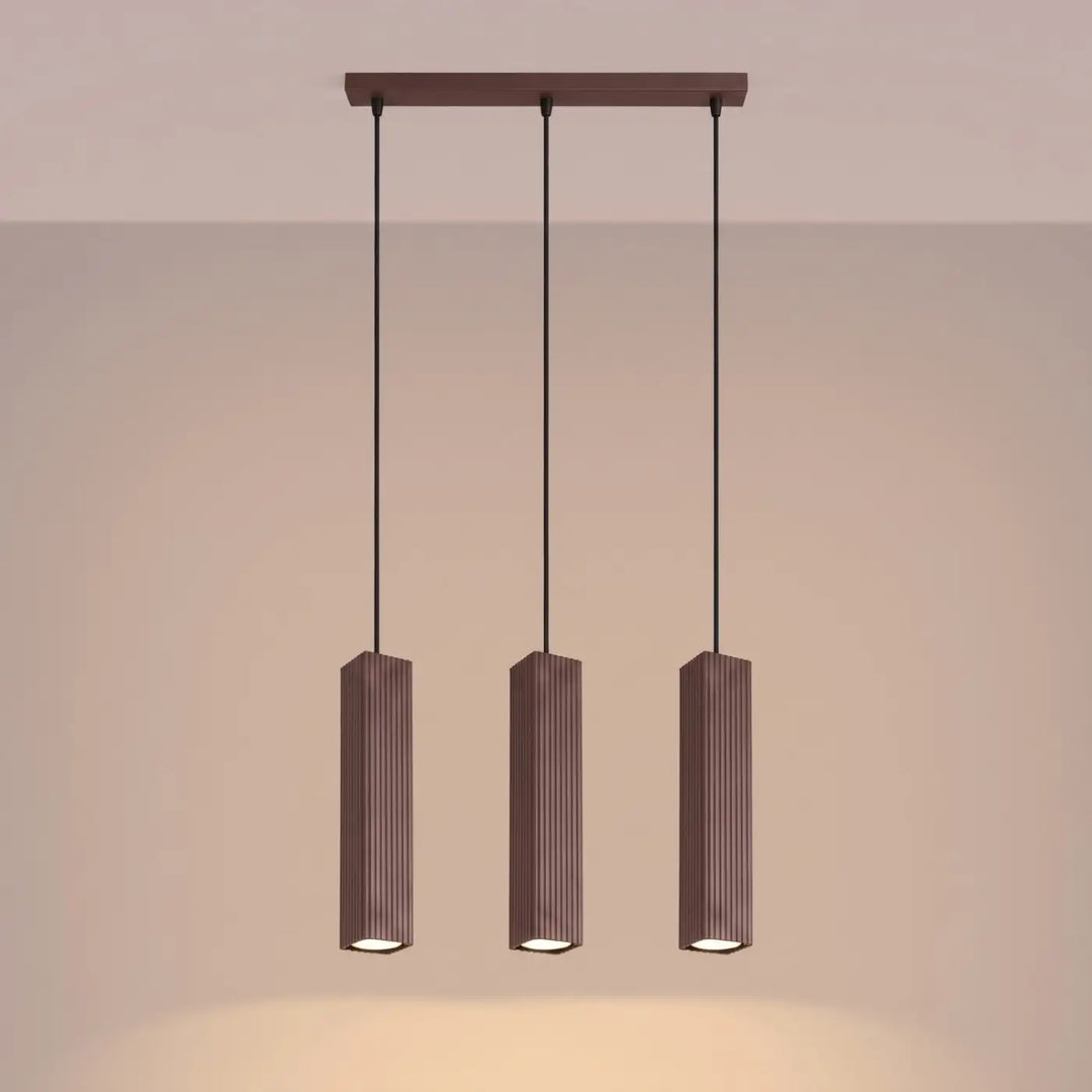 Suspension Rayo marron en ligne à 3 tubes cannelés, allumée