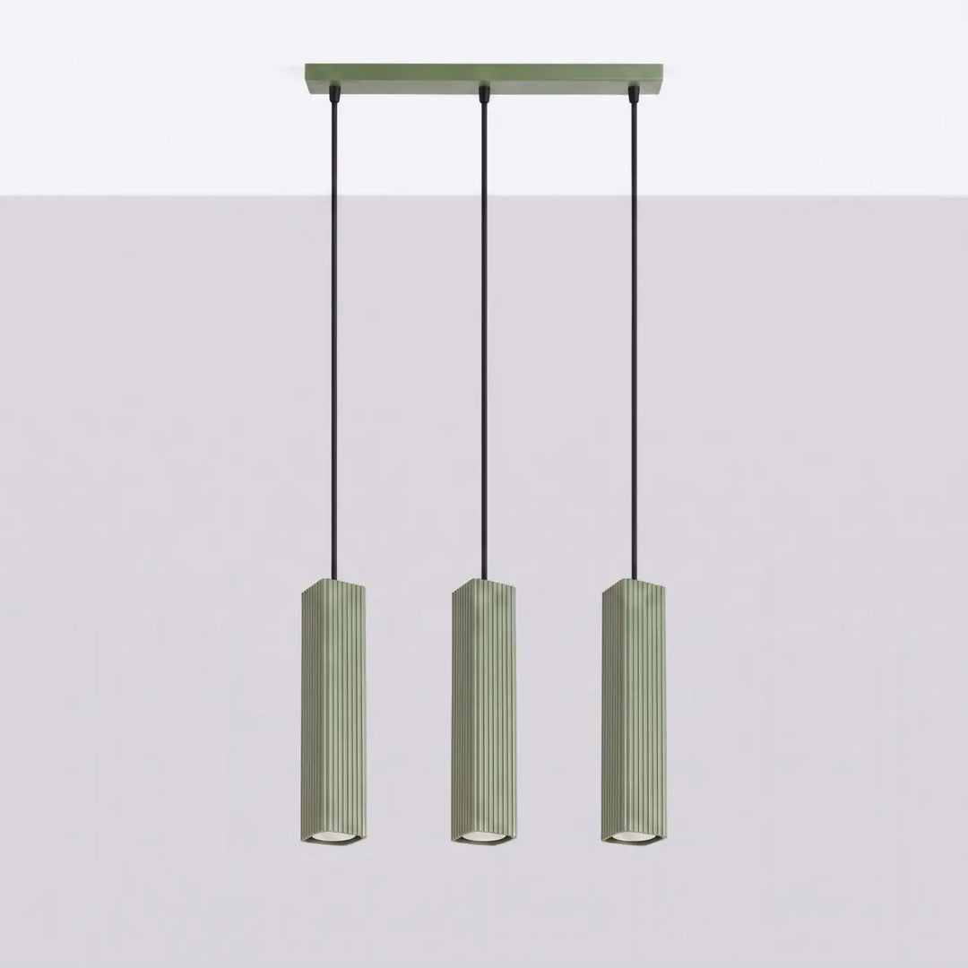 Suspension Rayo vert olive en ligne à 3 tubes cannelés, éteinte
