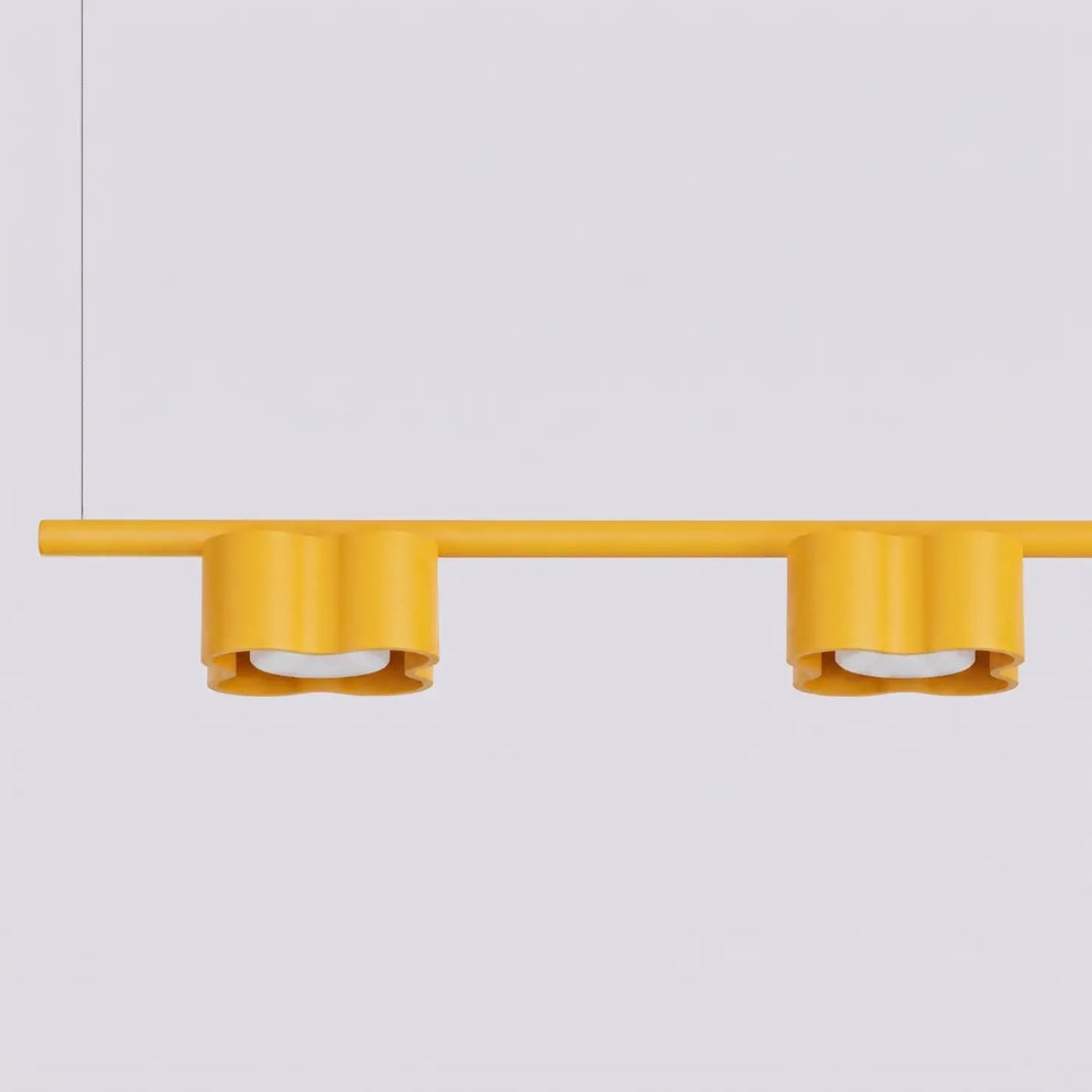 Suspension Ovio jaune en aluminium, détail du contour ondulé