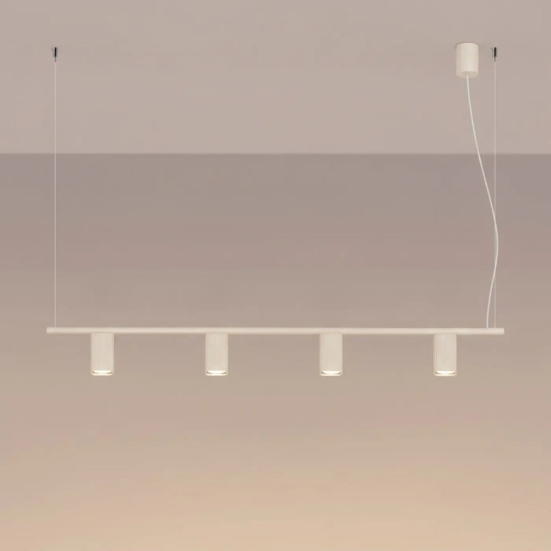 Suspension Rayo beige en aluminium, allumée