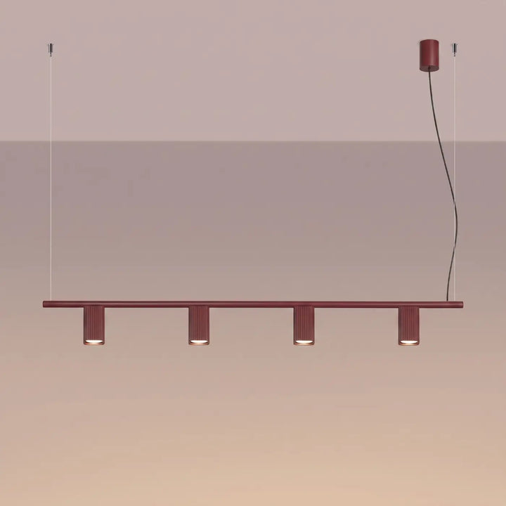 Suspension Rayo bordeaux en aluminium, allumée