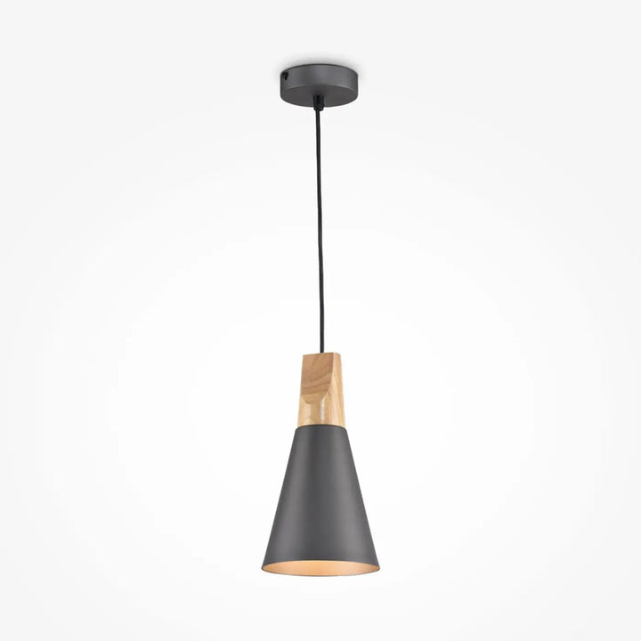 Suspension luminaire bicon es avec abat-jour conique noir mat et accent bois naturel idéale au-dessus d’une table salle à manger