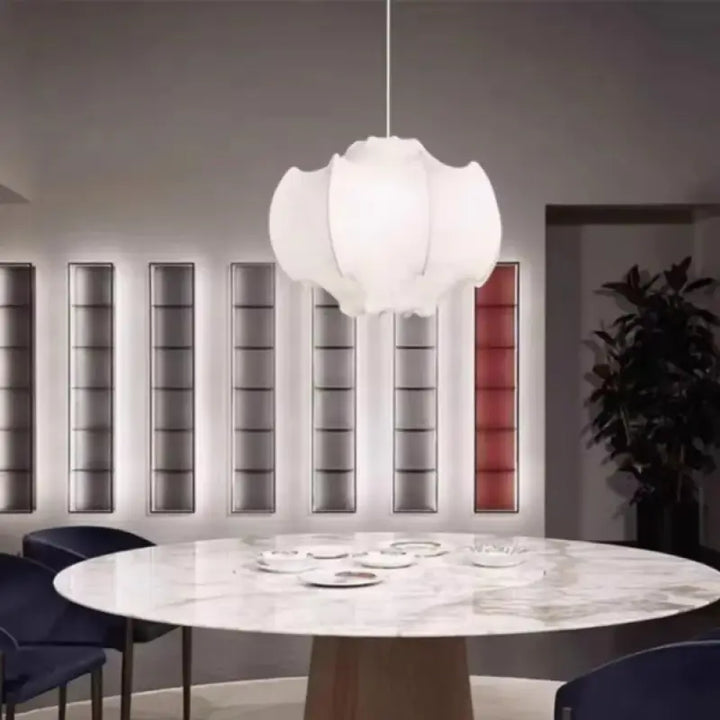 Suspension Blanche Forme Organique Design Moderne Élégant


