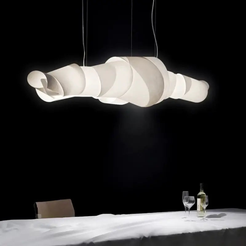 Suspension blanche forme organique sculpturale design moderne

