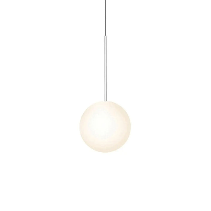 Suspension Bola Sphere chromée, globe en verre opale de 25,5 cm