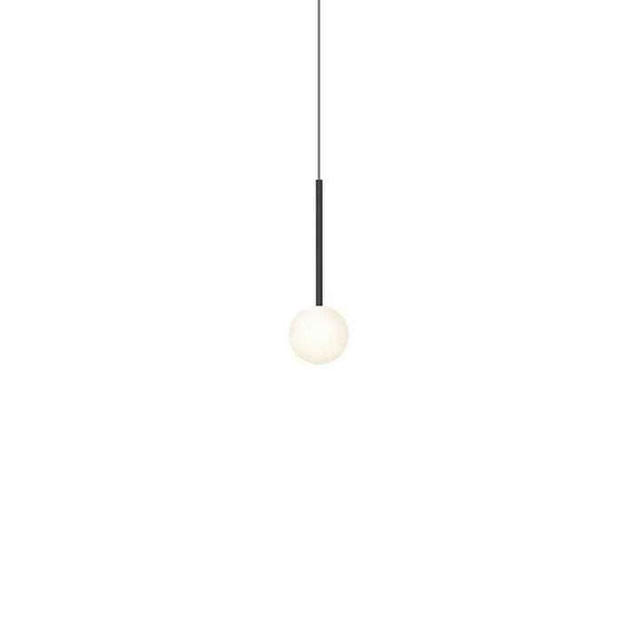 Suspension Bola Sphere noire, globe en verre opale de 10 cm