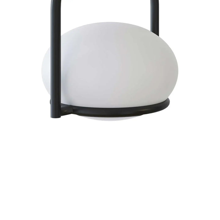 Détail de la monture noire de la suspension Coco #couleur_noir