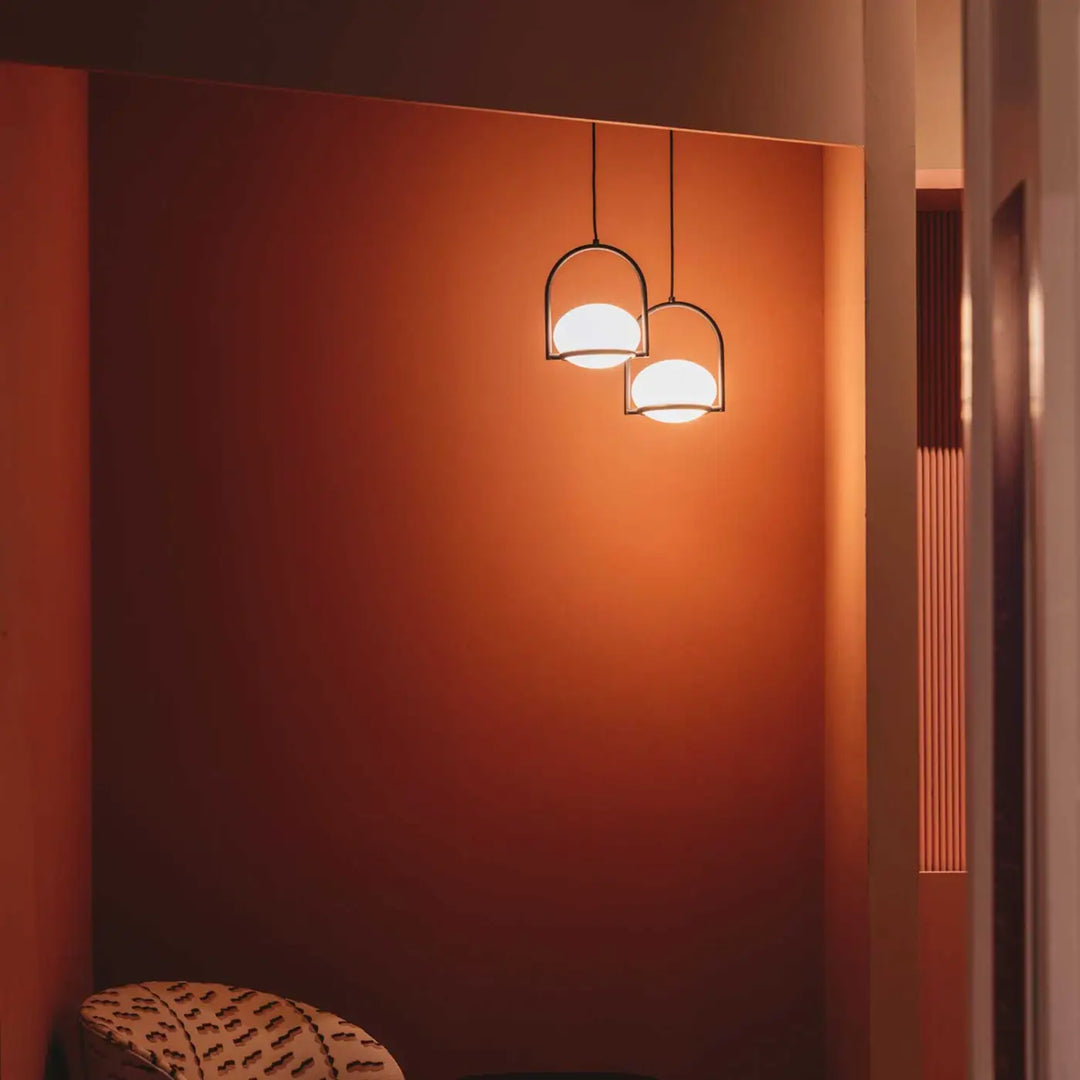 Suspension boule Coco dans un intérieur