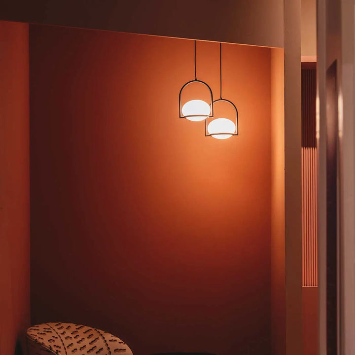 Suspension boule Coco dans un intérieur