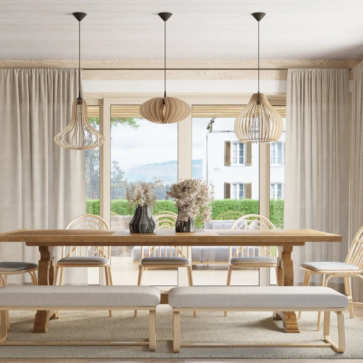 Suspension bois naturel dans une salle à manger