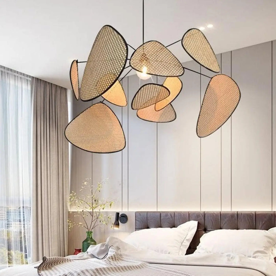 Suspension En Cannage Forme Pétales Flottants
