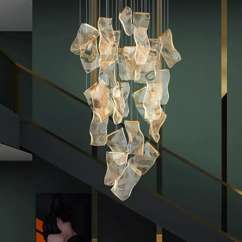 Suspension Cascade Design Verre Sculptural Pour Escalier

