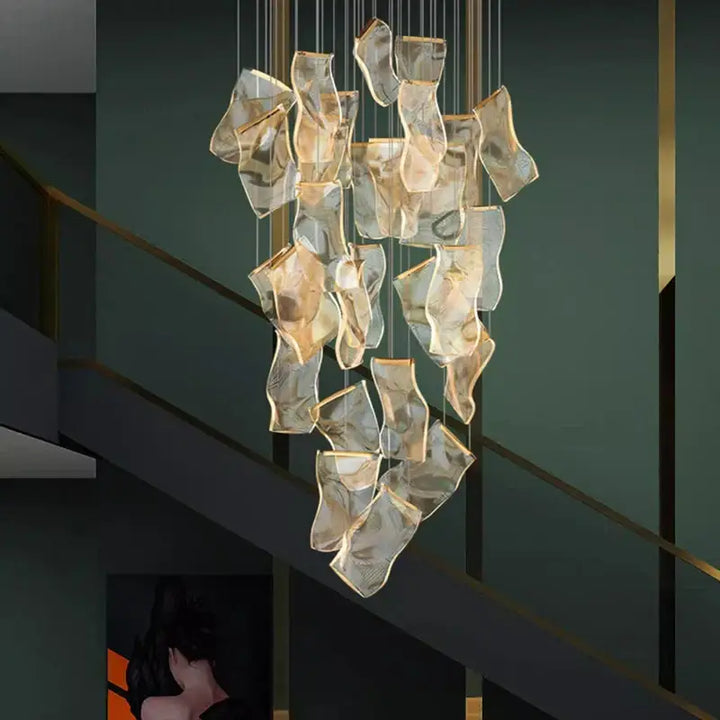 Suspension Cascade Design Verre Sculptural Pour Escalier

