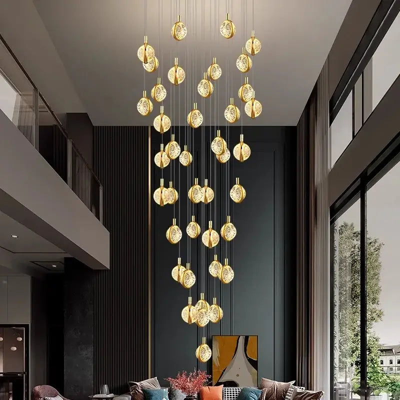 Suspension Cascade Dorée à Disques Cristal Design Luxueux

