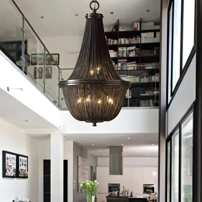 Suspension Cascade Lustre Haut Plafond Style Raffiné

