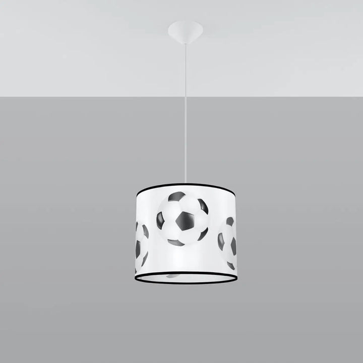 Suspension ballons de football éteinte
