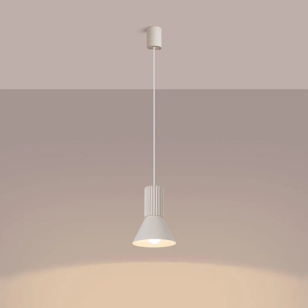 Suspension beige allumée