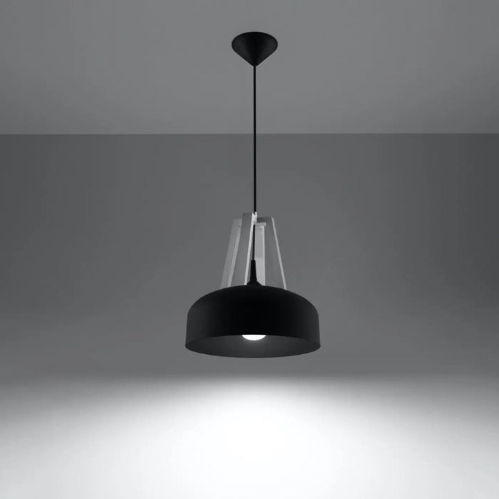 Suspension noir/blanc allumée