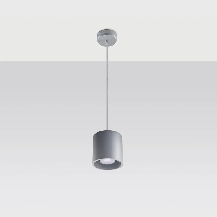 Suspension gris éteinte