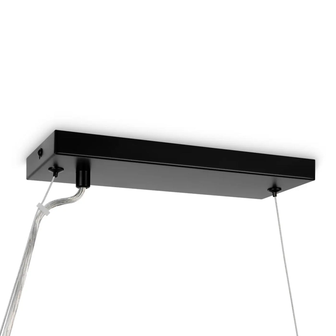 Suspension linéaire dallas linéaire noire rectangulaire art déco avec design moderne et câblage visible au plafond