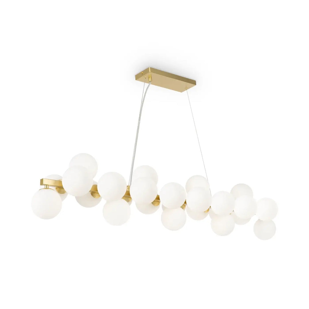 Chandelier suspension linéaire dallas linéaire en métal doré avec globes en verre dépoli blanc de style art déco moderne