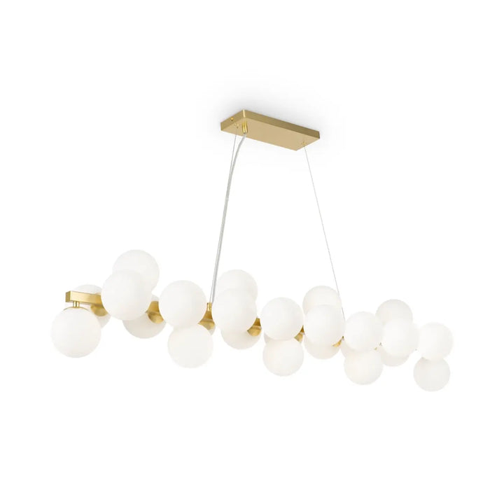 Chandelier suspension linéaire dallas linéaire en métal doré avec globes en verre dépoli blanc de style art déco moderne