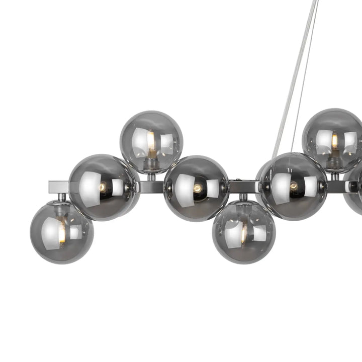 Suspension linéaire dallas linéaire en chrome avec globes en verre fumé sphériques style art déco moderne
