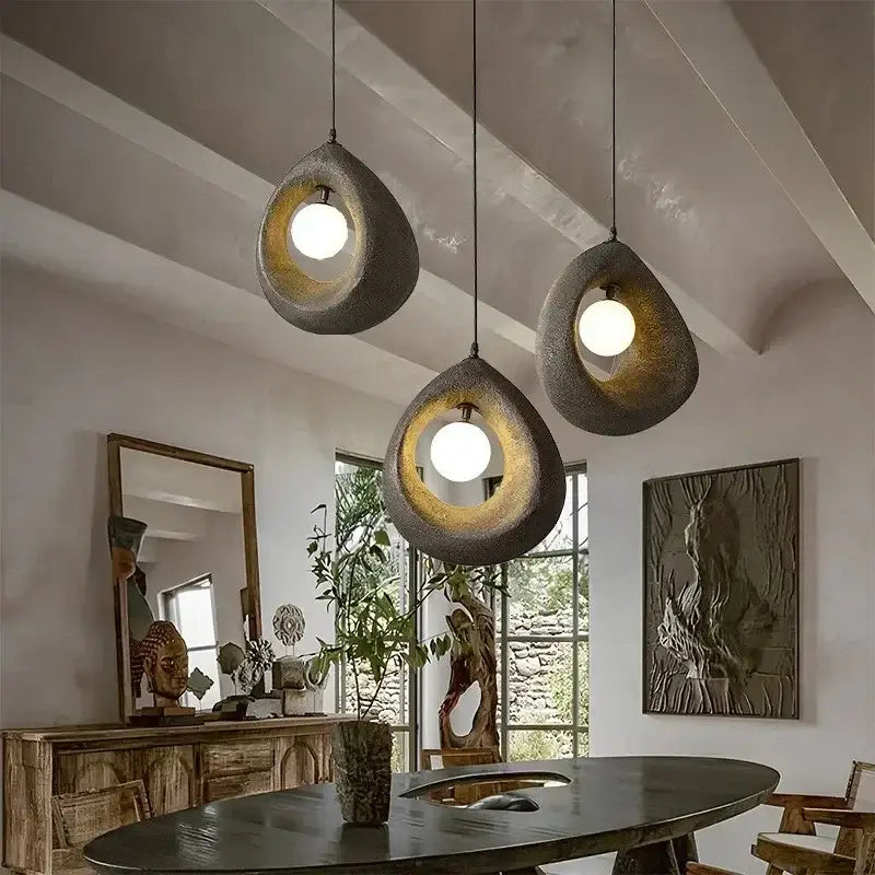 Suspension Design Blanche Avec Éclairage Circulaire

