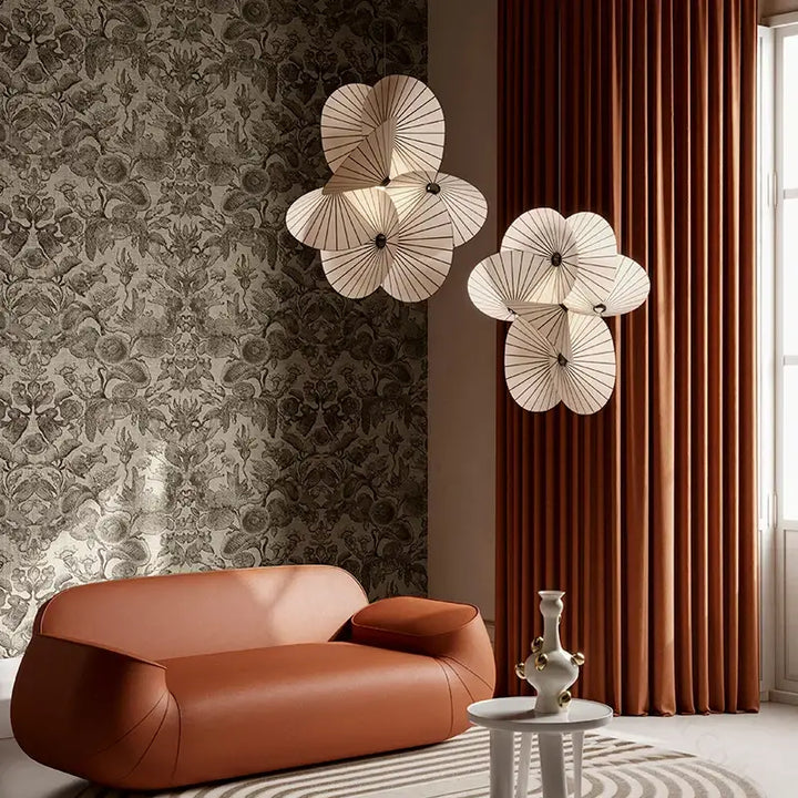 Suspension Design Blanche En Tissu Forme Éventail Élégante