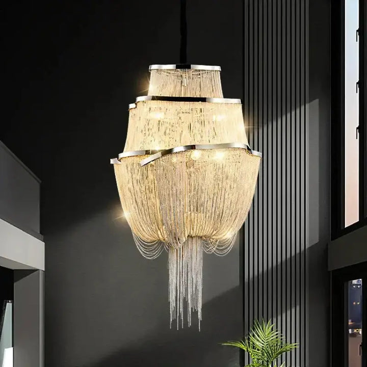 Suspension design chaînes luxe grand format style