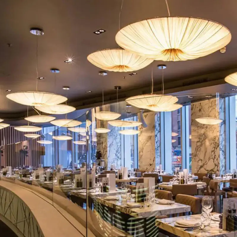 Suspension circulaire en tissu élégant style contemporain