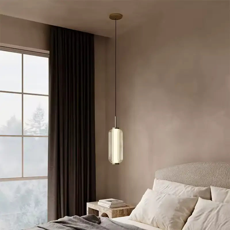 Suspension Design Cylindrique En Verre Nervuré Verticale