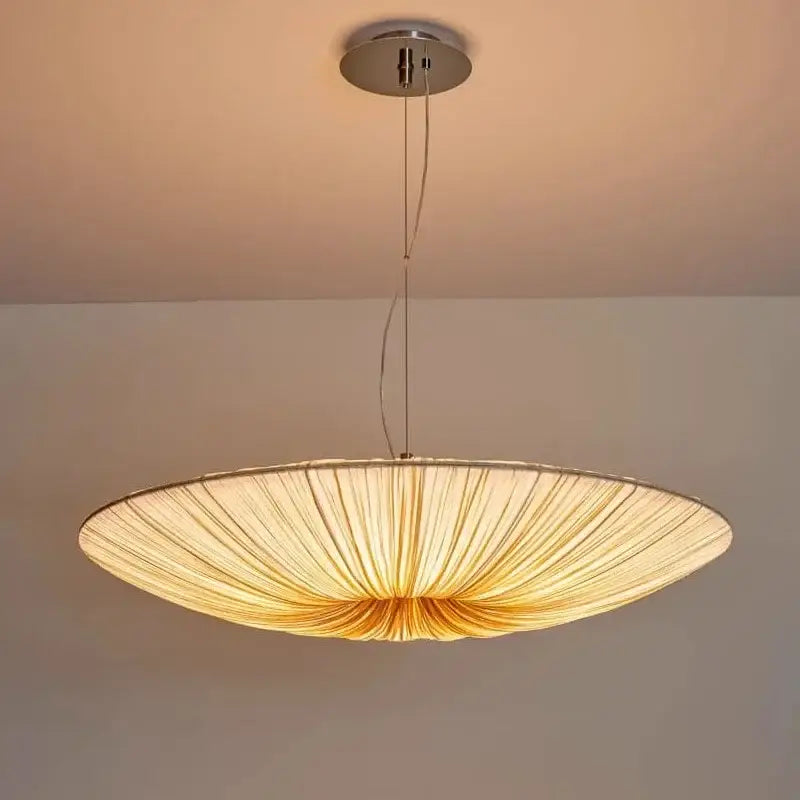 Suspension Design Disque Géant En Tissu Beige Lumineux Élégant