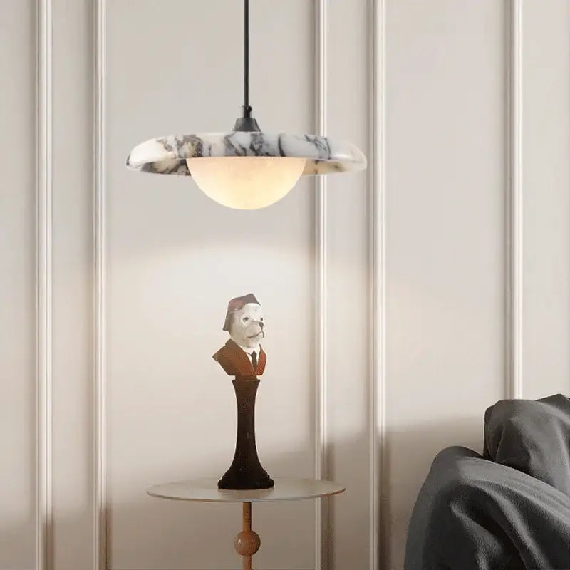 Suspension Design Avec Disque En Marbre Et Demi-Sphère

