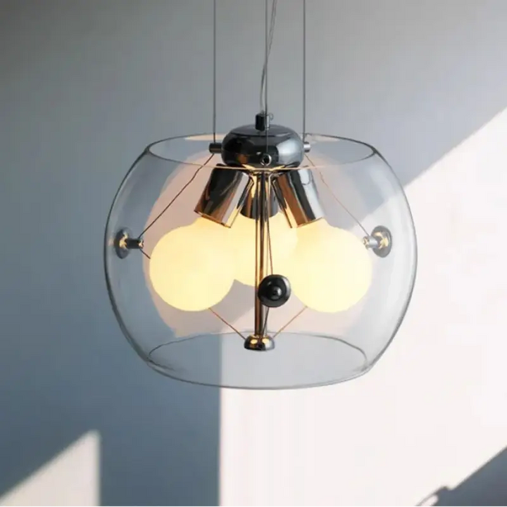 Suspension Design En Dôme De Verre À Effet Flottant

