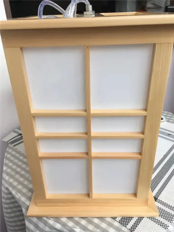 Suspension design en bois pour intérieur zen élégante