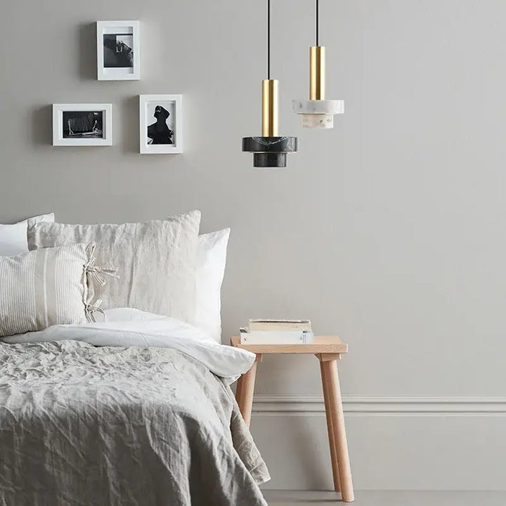 Suspension Design En Laiton Et Pierre Terrazzo Moderne