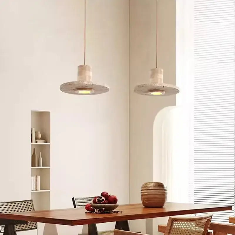 Suspension design minimaliste en travertin avec éclairage led