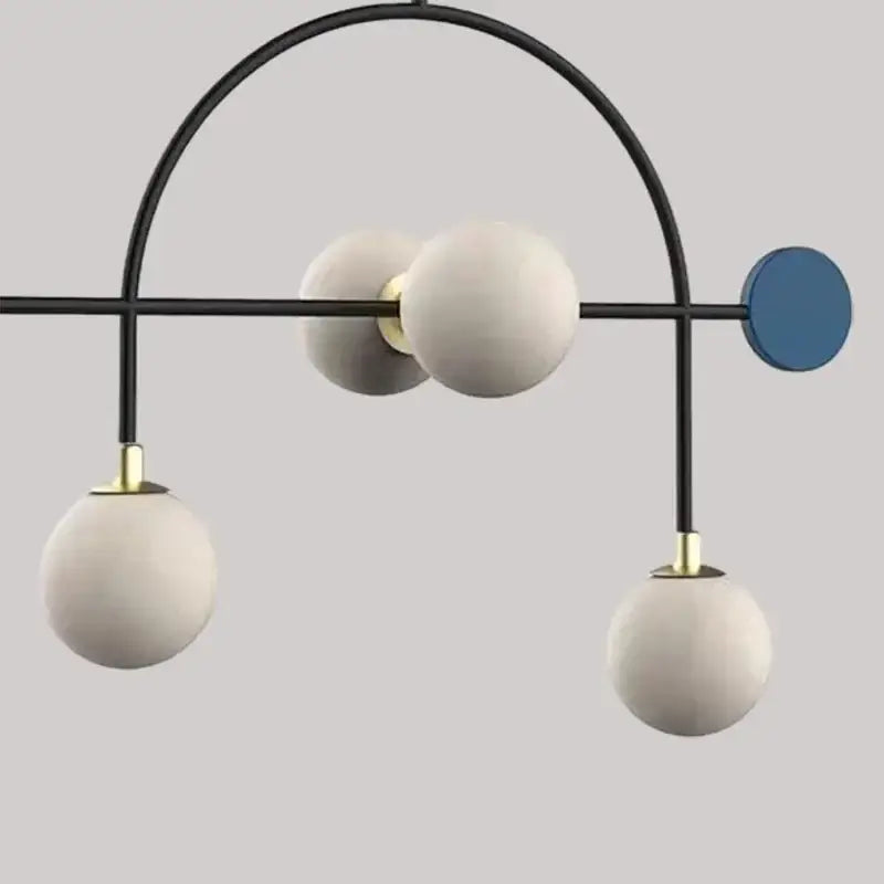 Suspension Design Moderne Boules Blanches Et Accents Colorés