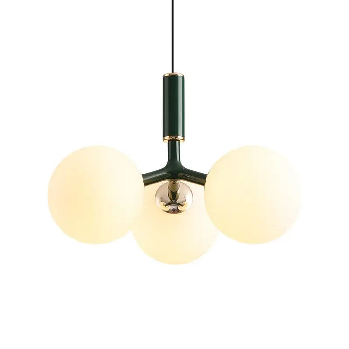 Suspension design moderne avec trois globes en verre opalin