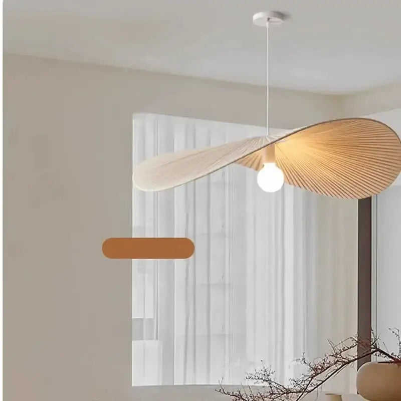 Suspension Design Naturel En Tissu Forme Aile Élégante