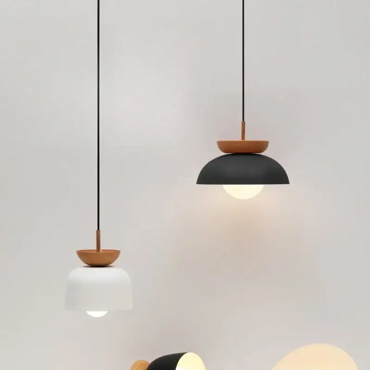 Suspension design scandinave avec détail bois