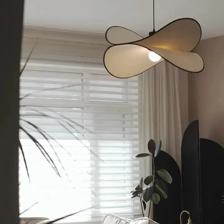 Suspension design tissu blanc forme organique moderne

