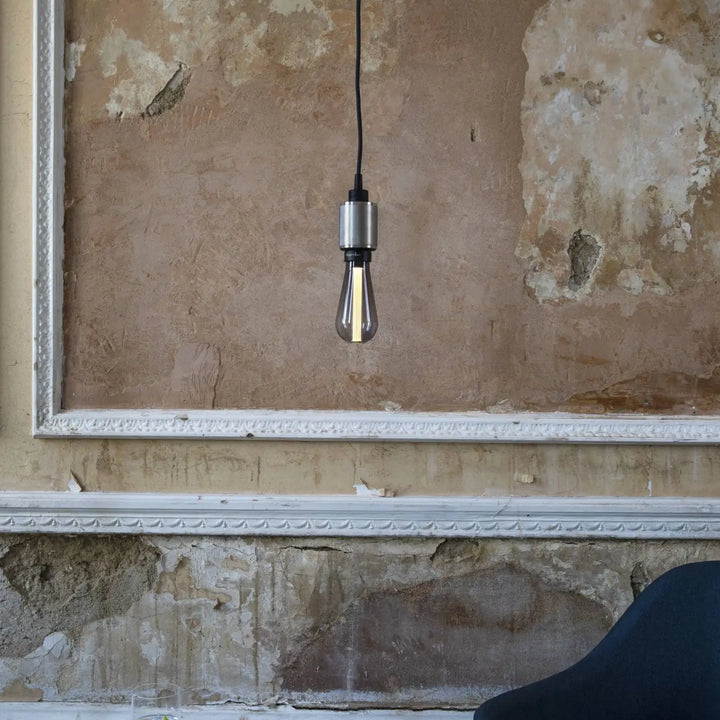 Suspension Heavy Metal à gravure quadrillée en acier #couleur_argent